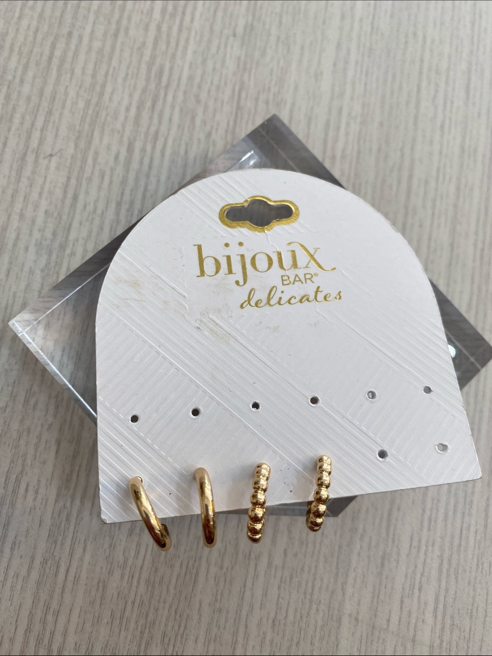bijoux Bar Delicates Gold Hoop Earring Set